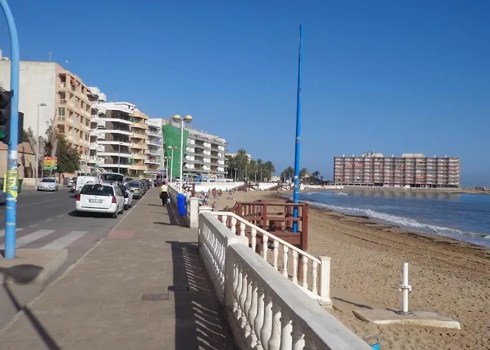 Duplex Calas Blancas בית נופש