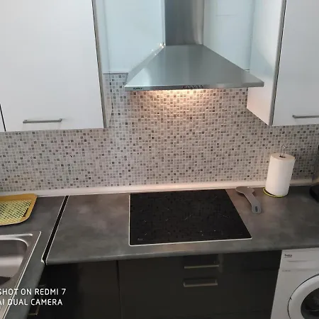 Duplex Calas Blancas 度假居 *